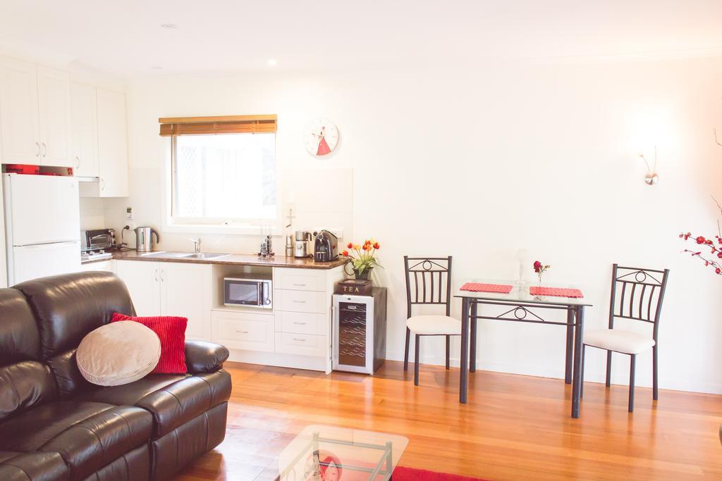 Lakeside Cottage Luxury B&B Mount Dandenong Zewnętrze zdjęcie